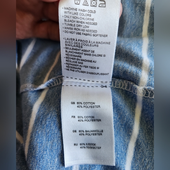 HB Size 2XLT blue & white striped tee. Cotton/poly blend. - Picture 7 of 7